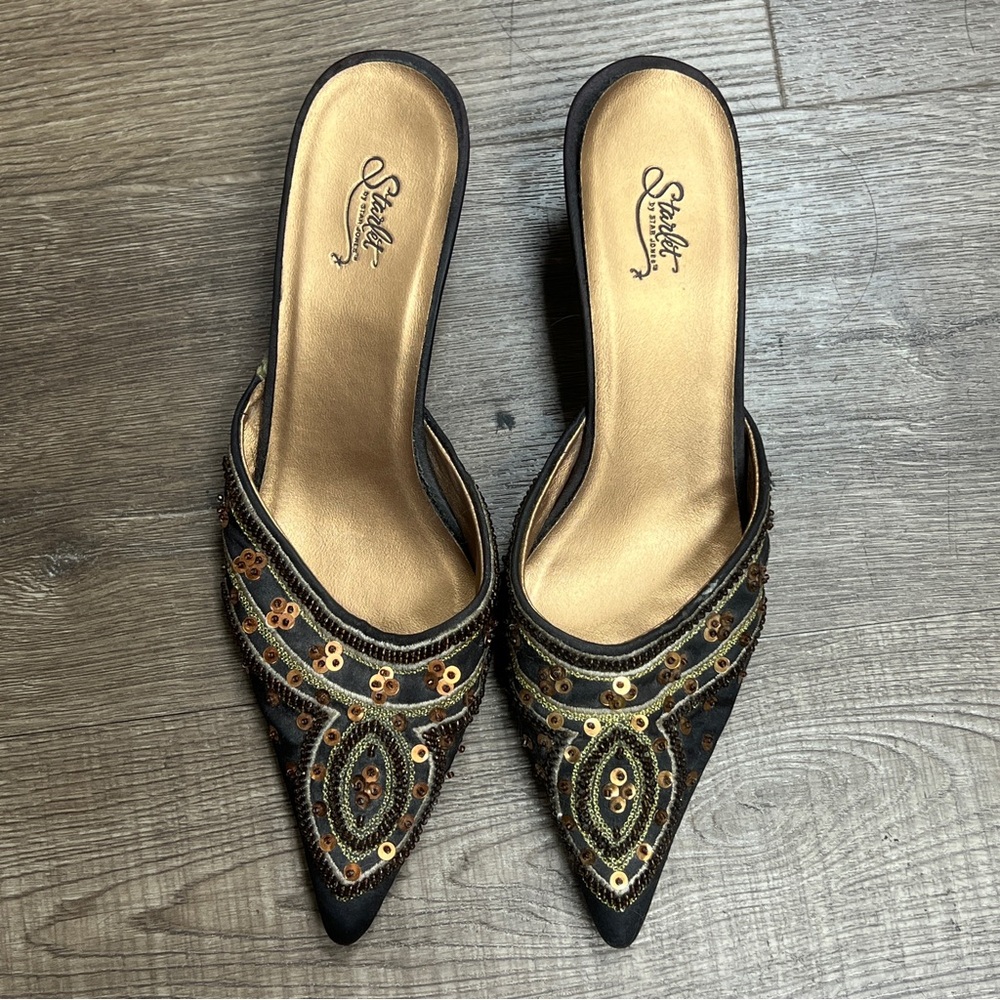 Beaded pointed toe kitten heel